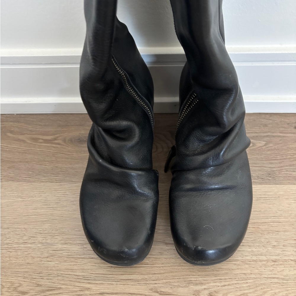 Women's Black Leather Boots